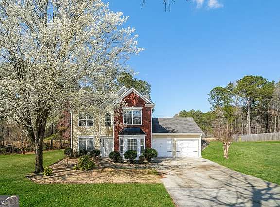 2nd image of 130 Summerfield Ct