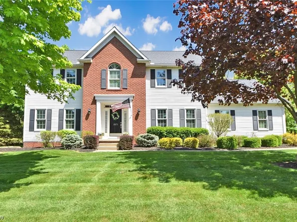 2271 Jesse Dr, Hudson, OH 44236
