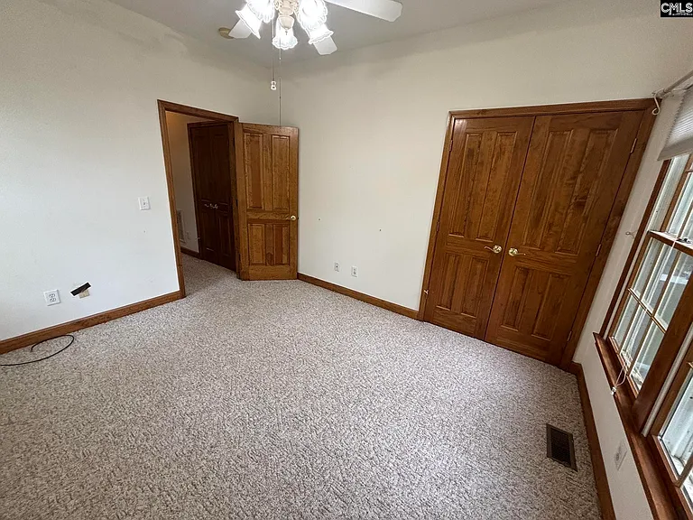 527 Superior Cir — Photo 22