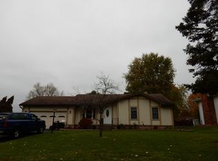 7551 Chapelview Ct, Temperance, MI 48182