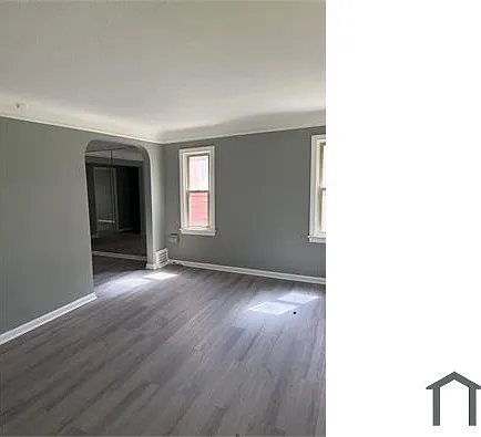 3 bed, 1290 sqft, $999 — Photo 2