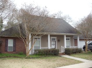 603 S Michot Rd, Lafayette, LA 70508