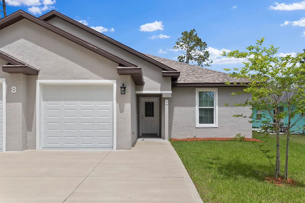 Building Photo - 8 Regina Ln #B