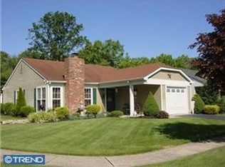 72 Maidstone Pl, Southampton, NJ