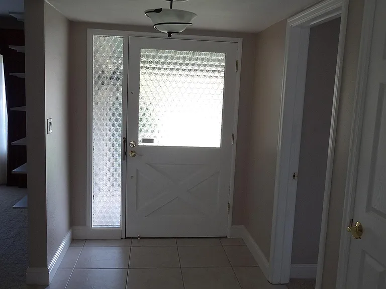 1094 Los Altos Ct — Photo 9