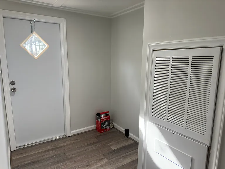 72 Rolandale Ln — Photo 23