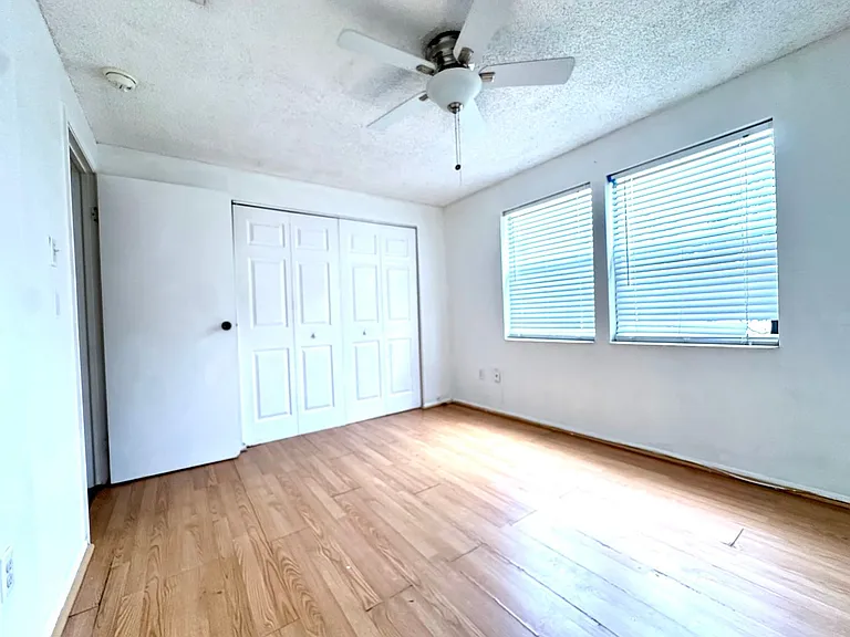 135 Hunter Lake Dr #F — Photo 7