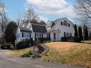 489 Gooseberry Rd, West Springfield, MA 01089