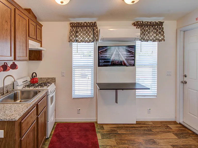 433 Admiral Callaghan Ln — Photo 3