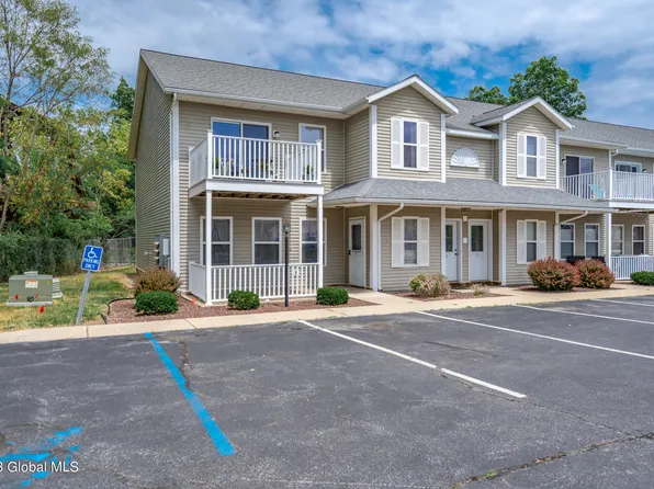 101 Cambridge Manor Drive, Scotia, NY 12302