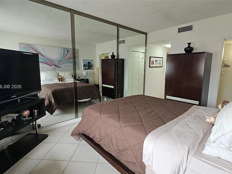 1980 S Ocean Dr #15K — Photo 21