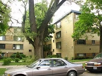 6130 N Damen Ave #3H — Photo 1