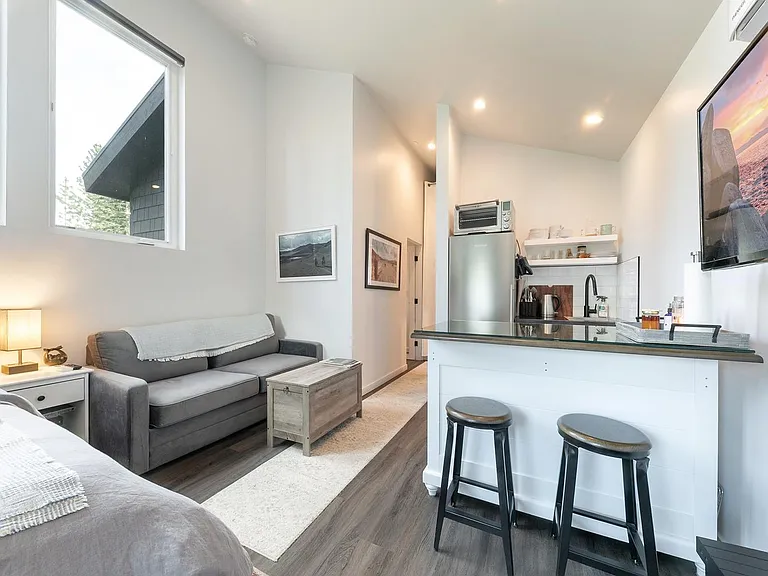10594 Snowshoe Cir — Photo 14