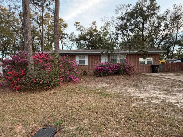 1013 Silver Ridge Dr, Tallahassee, FL 32305