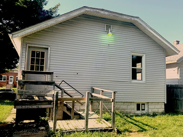 1004 E Virginia Ave — Photo 8