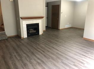 618 Bowers Blvd #4, Delavan, WI 53115