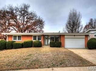 1405 Zurich Dr, Florissant, MO 63031