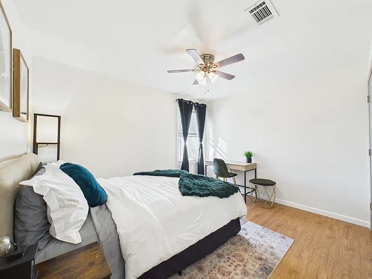 7836 Bateman Ln — Photo 34