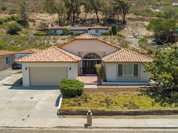 31189 Old River Rd, Bonsall, CA 92003