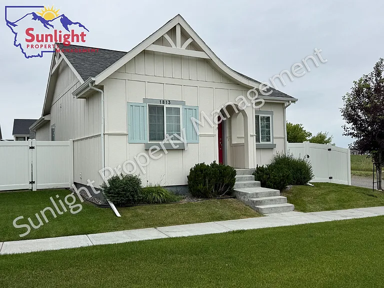 1813 Walter Creek Blvd — Photo 2