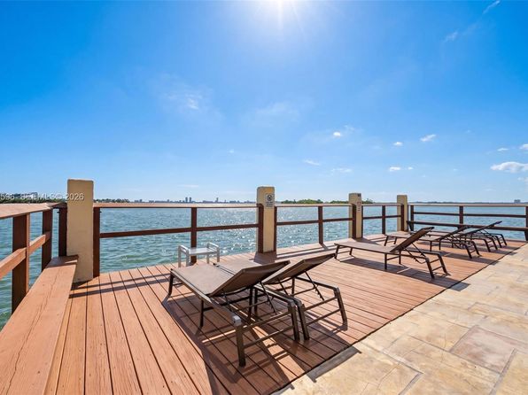 7845 NE Bayshore Ct APT 16, Miami, FL 33138