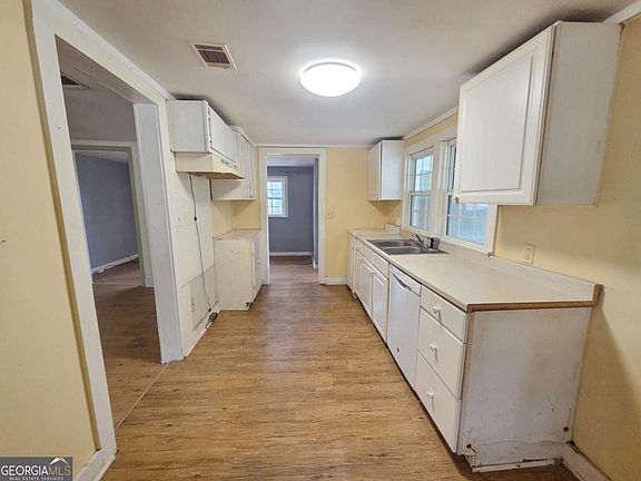 5th image of 188 Holmesville Rd