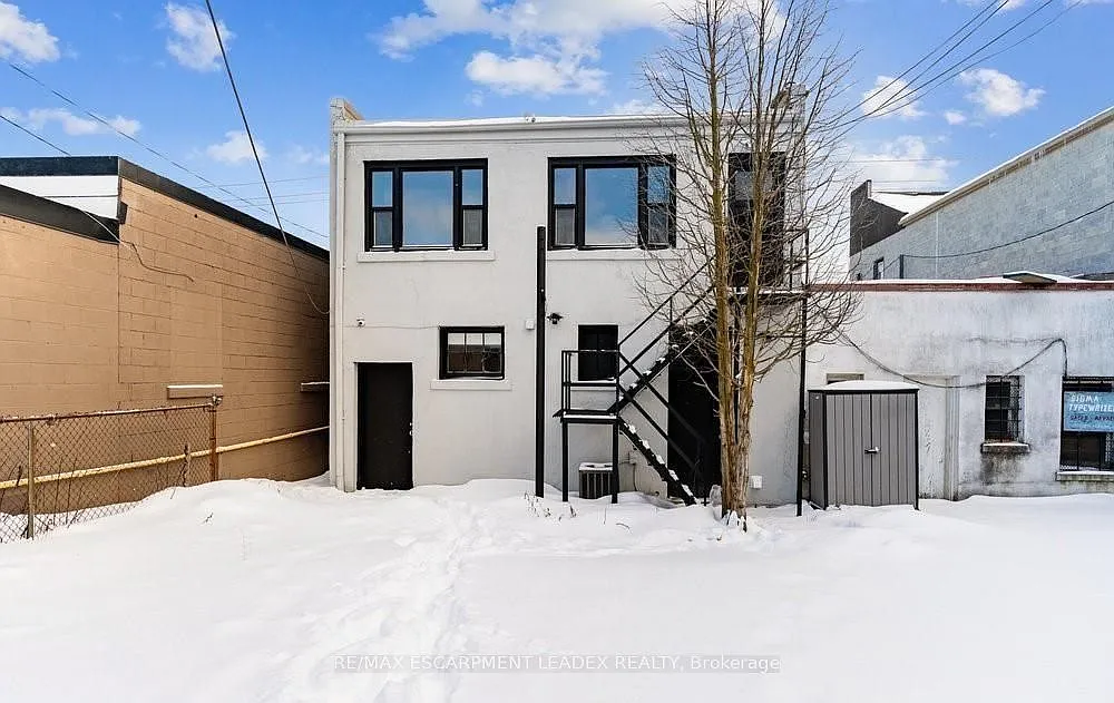 2 bed, $1,800 — Photo 4
