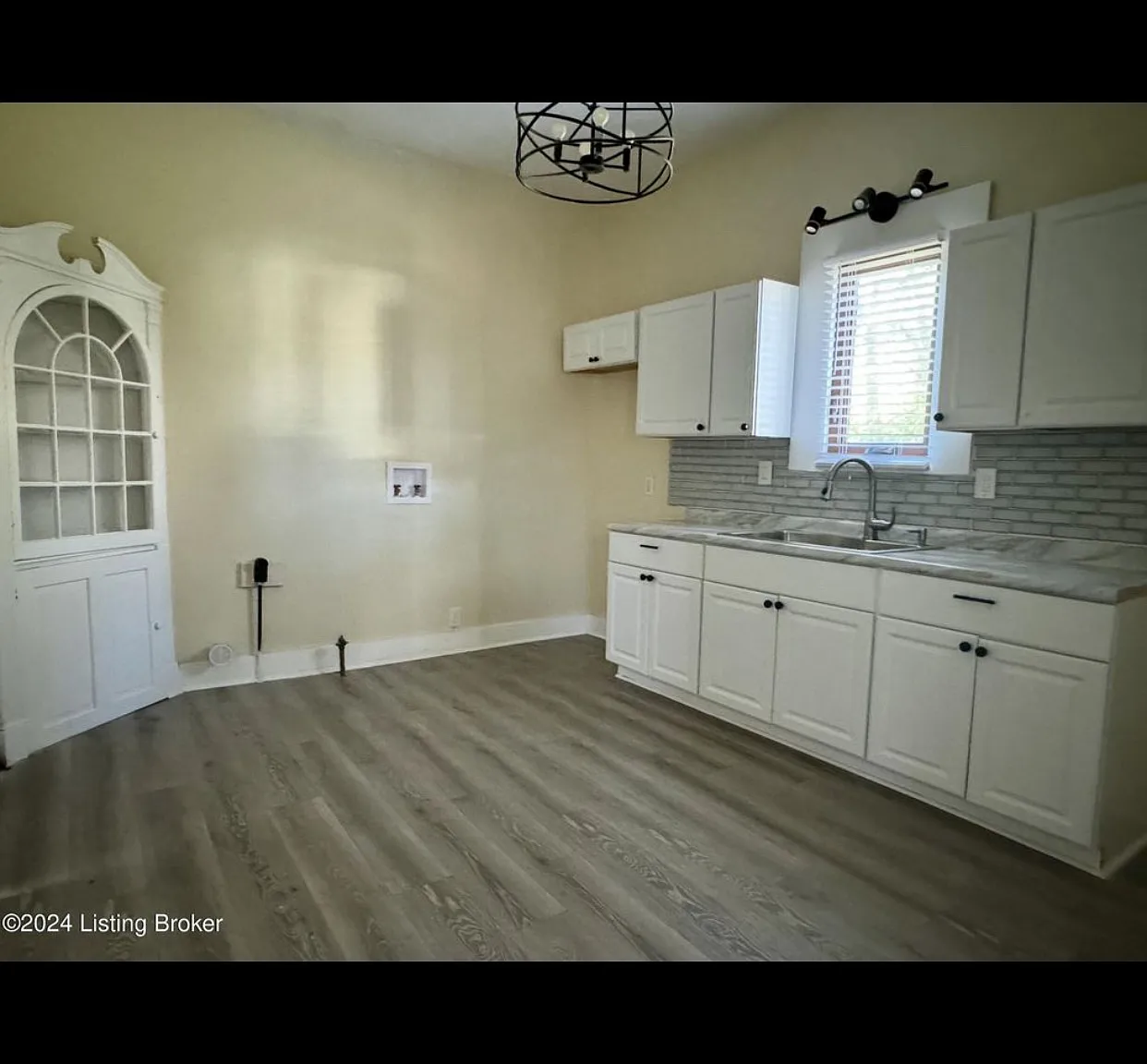 2316 Tyler Ave — Photo 4