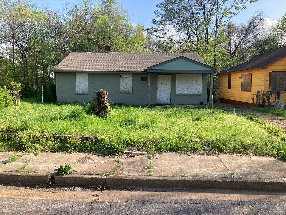 1st image of 23 Fields Ave