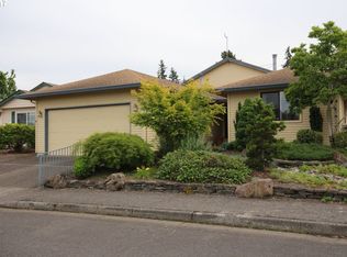 15646 NE Tillamook St, Portland, OR 97230