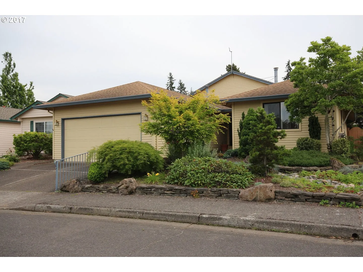 15646 NE Tillamook St photo 1