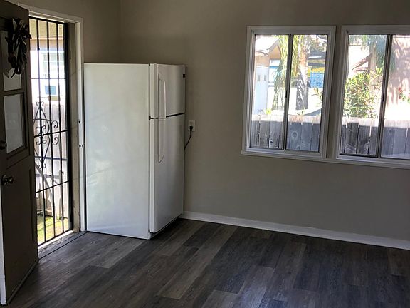 2nd image of 1517 17th St APT 5