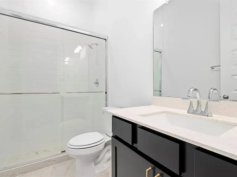 8294 Boundary Waters Dr #B — Photo 19