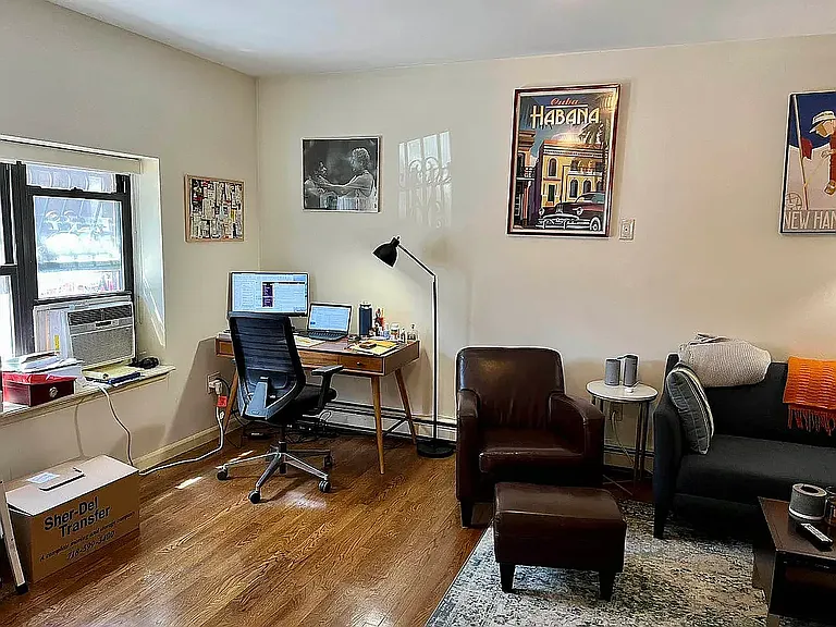 166 Hoyt St #A — Photo 3
