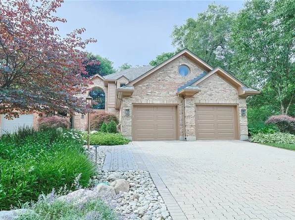 614 Summer Breeze Ct, Dayton, OH 45429