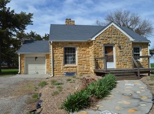 1702 Marble Rd, Belleville, KS 66935