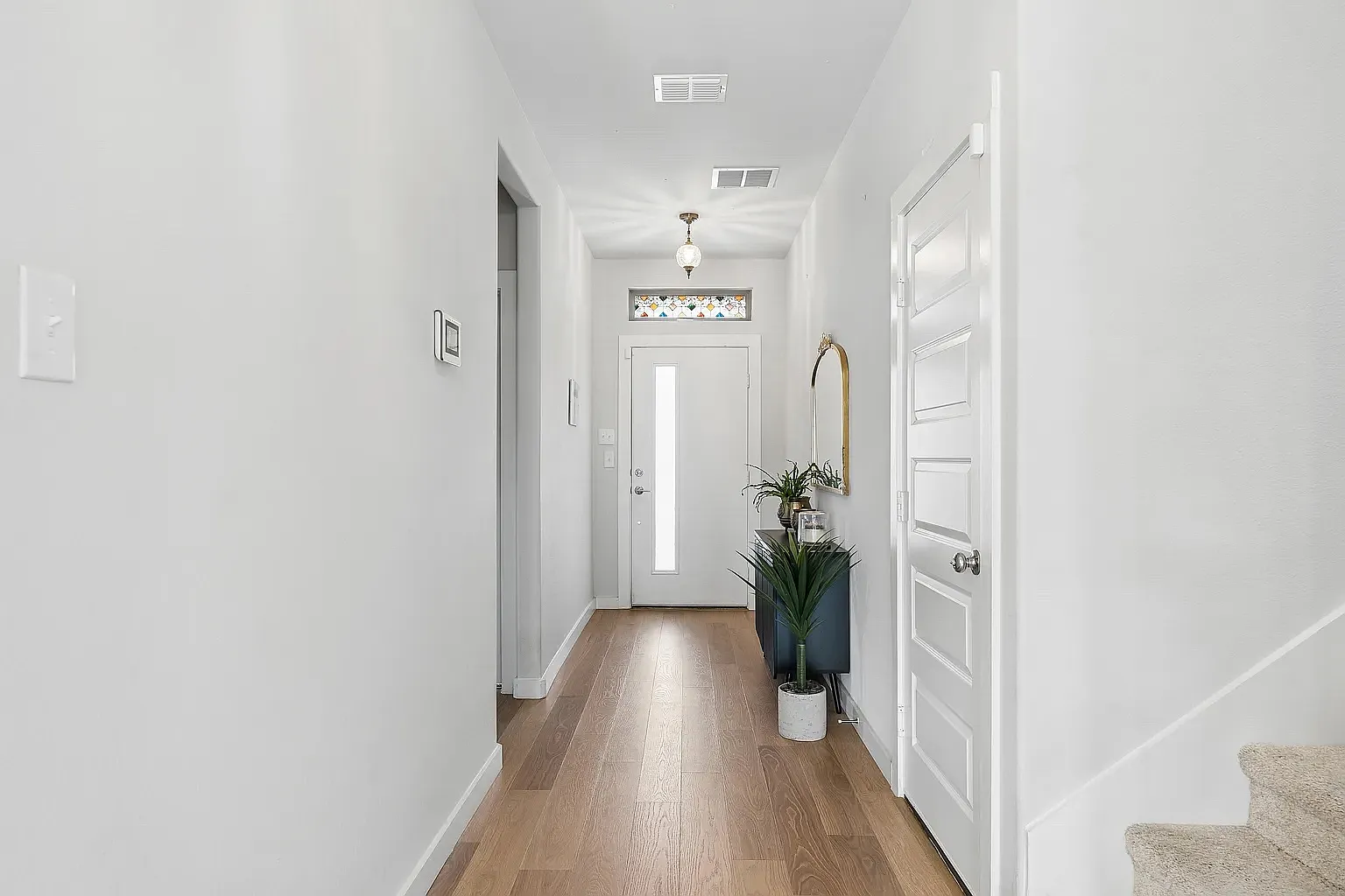 2123 Pedigree Ln — Photo 2