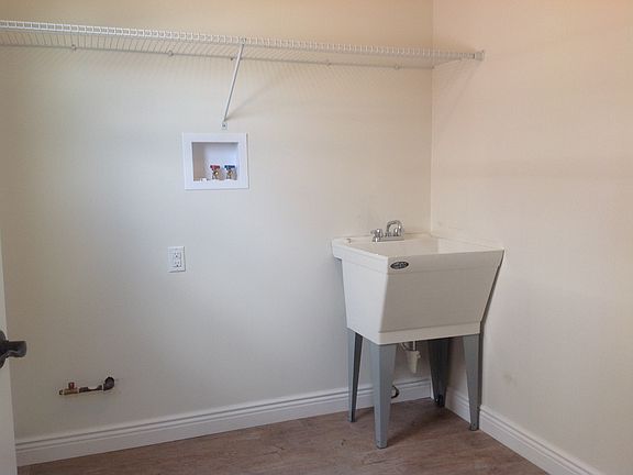 main unit laundry rm