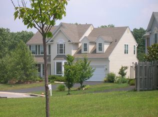 811 Cornwall Ct, Eldersburg, MD 21784