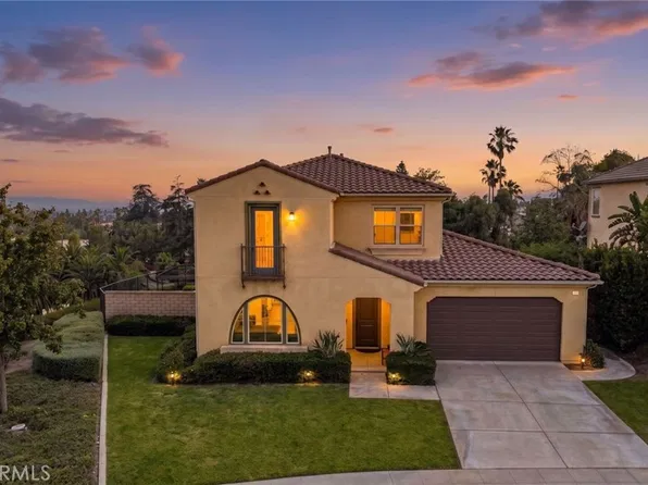 864 E Manresa Dr, Azusa, CA 91702