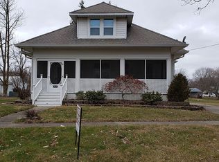 405 N Washington St, Martinsville, IL 62442