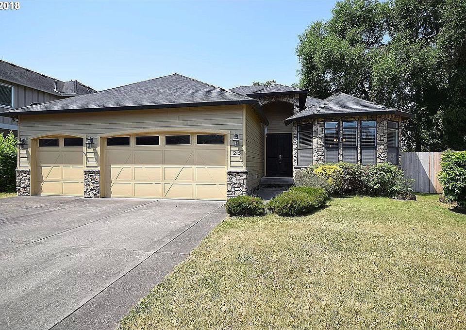 1st image of 215 Misty Ln