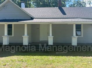 1218 Railroad St, Henderson, NC 27536