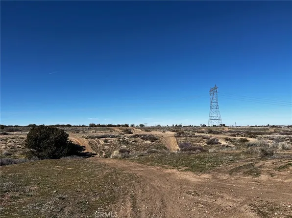 0 Off Tower Rd, Oak Hills, CA 92345