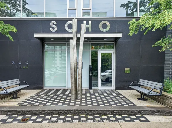300 Lisgar St, Ottawa, ON