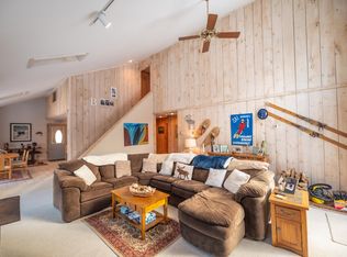 12 Colonial Ridge Road, Dover, VT 05356