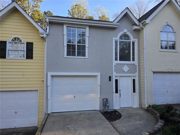 1041 Kennesborough Rd NW, Kennesaw, GA 30144