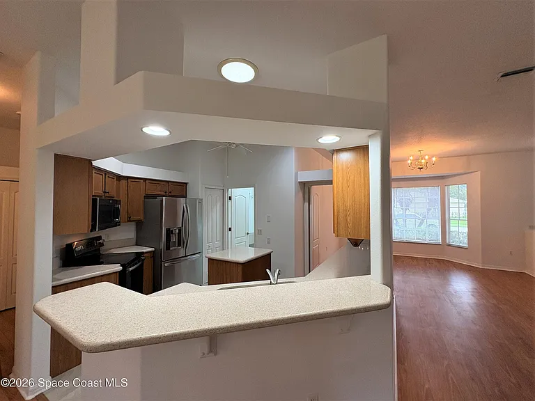 691 Linville Falls Dr — Photo 4