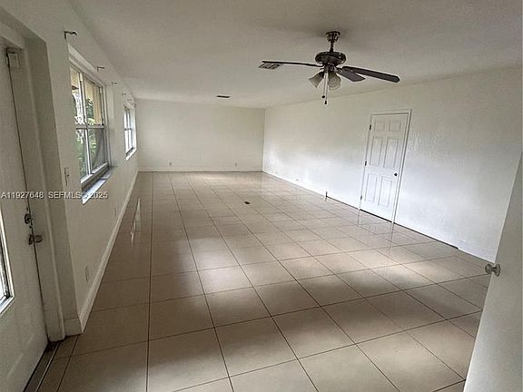 4th image of 1501 Lauderdale Villa Dr