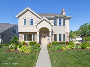 194 S Grace Ave, Elmhurst, IL 60126